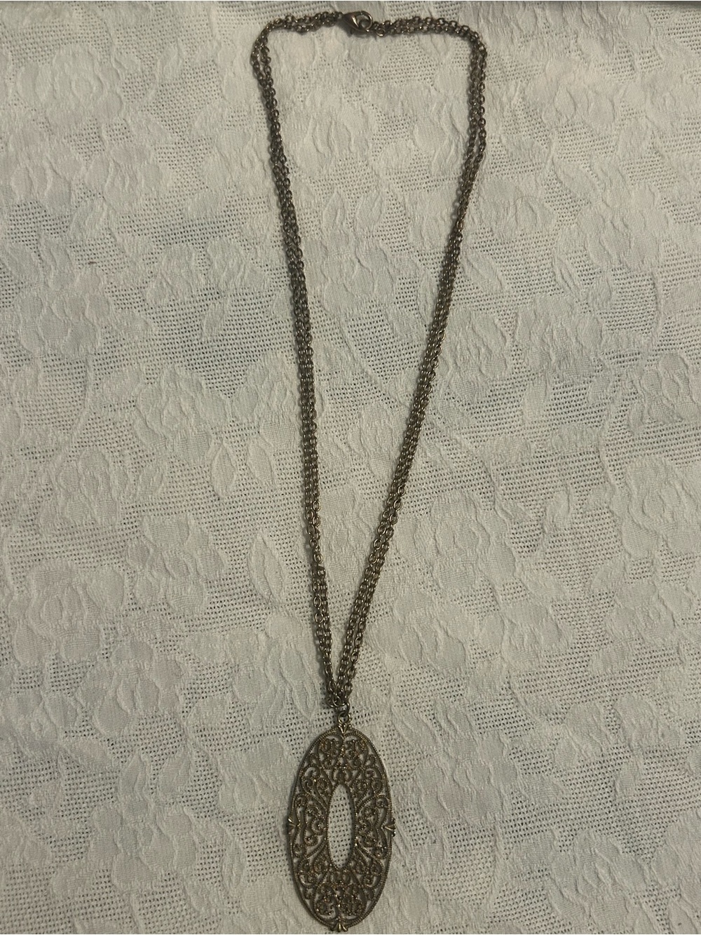 Vintage-Style Filigree Oval Pendant Necklace